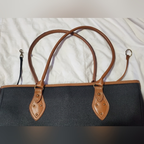 Handbag - Picture 11 of 14